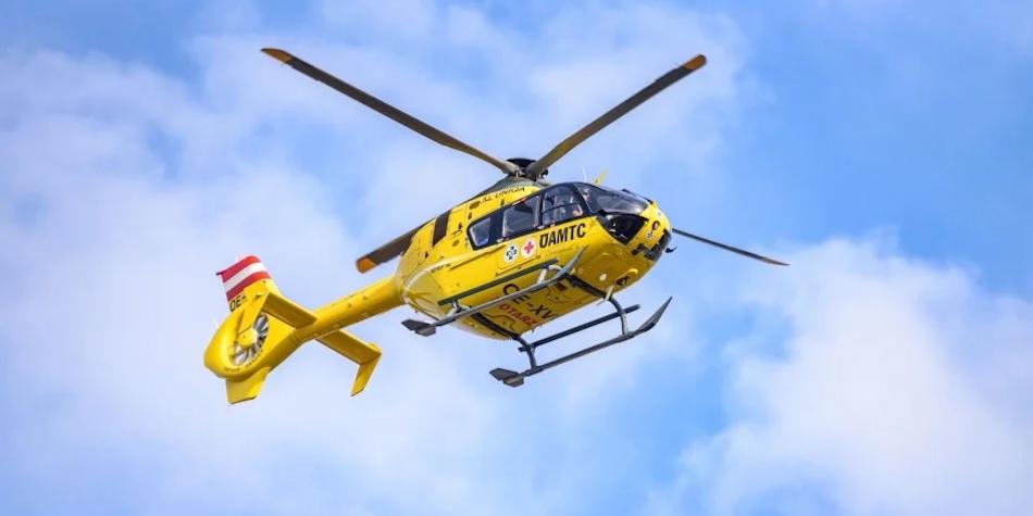 záchranářský vrtulník, foto Robert Marktl